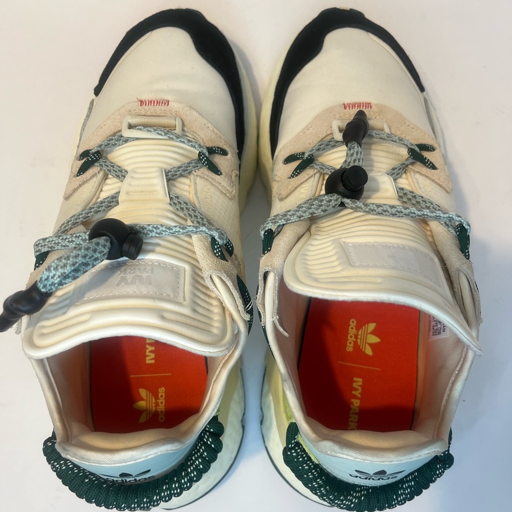 Adidas - Picture 12 of 14